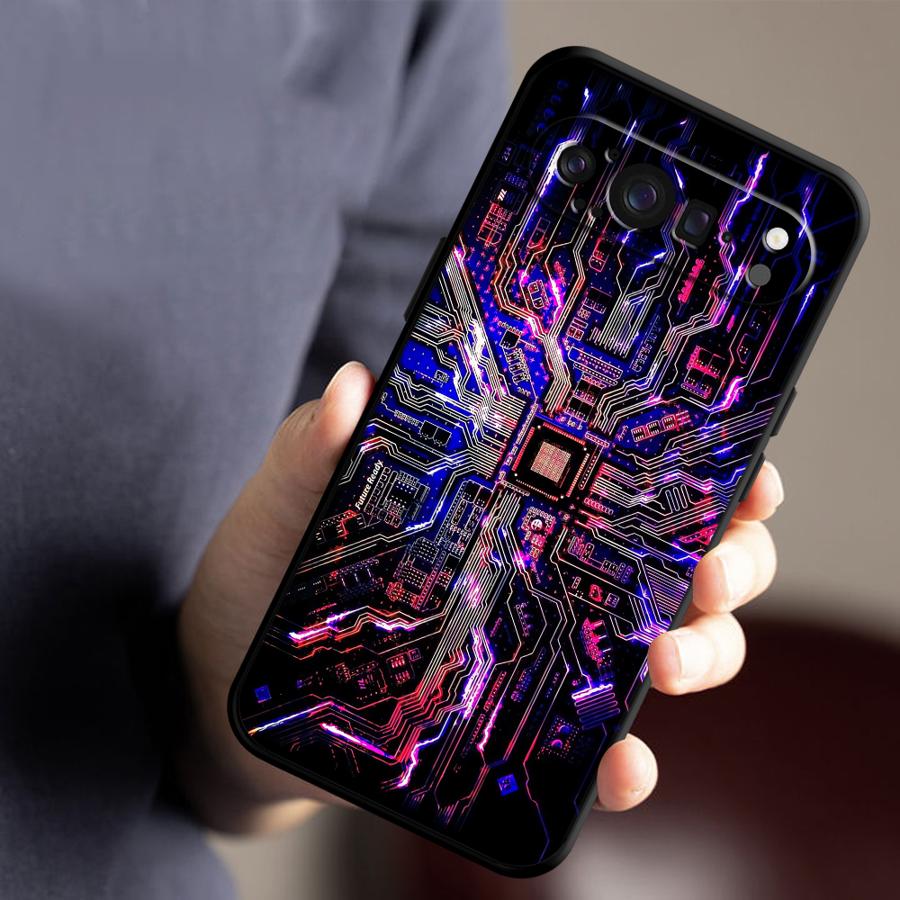 Etui na telefon z motywem retr – Google Pixel 9 recenzja i cena